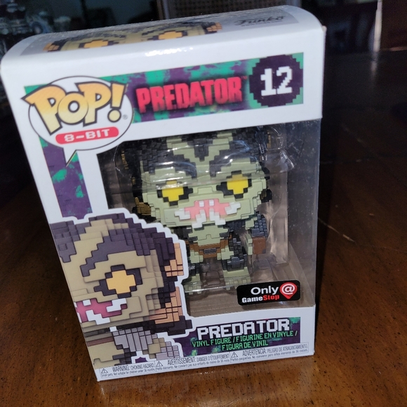 8-Bit Predator Funko - Picture 2 of 2